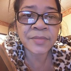 Meet your Posher, Lolita